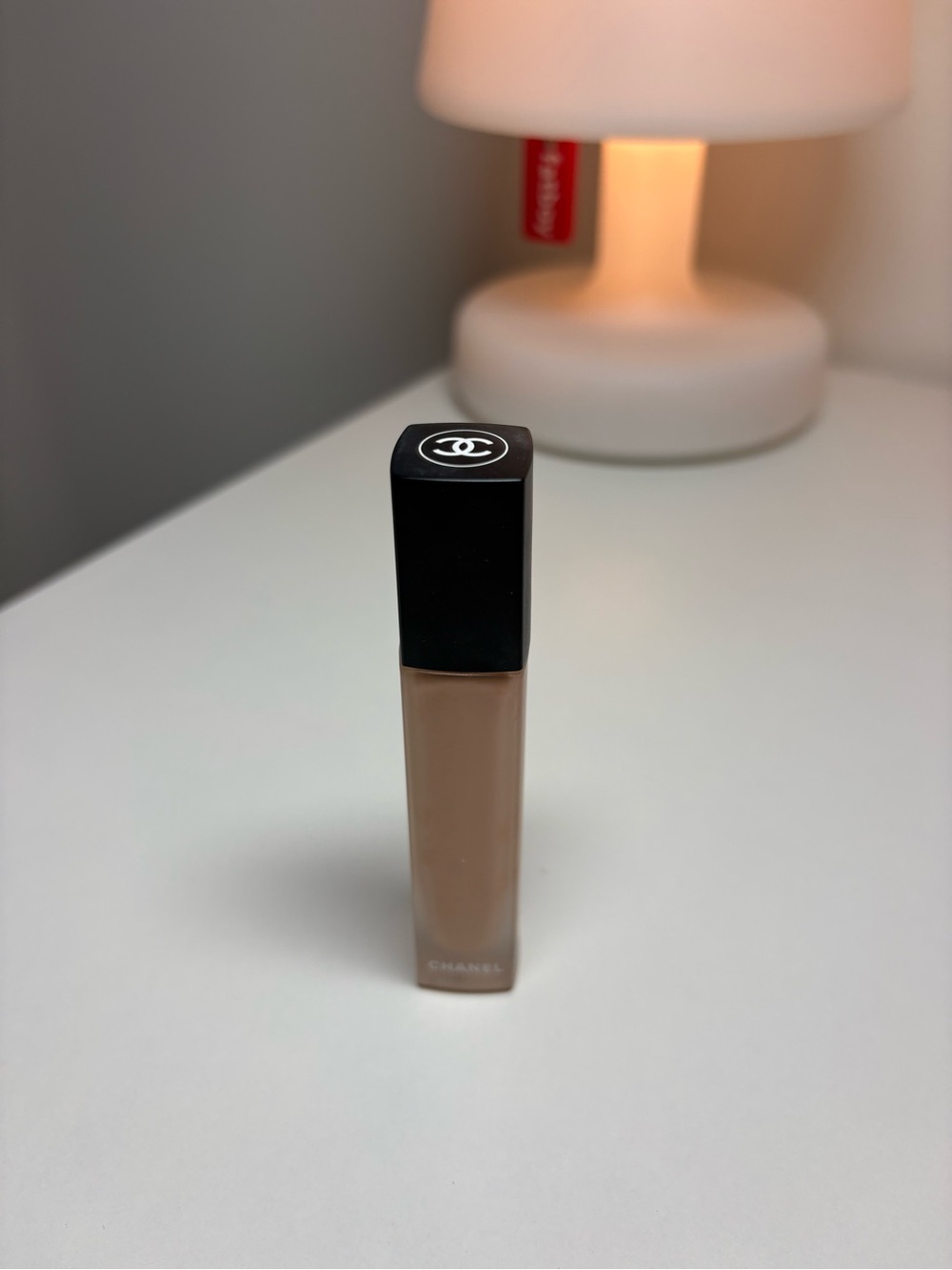 Chanel ultra le teint concealer , B20